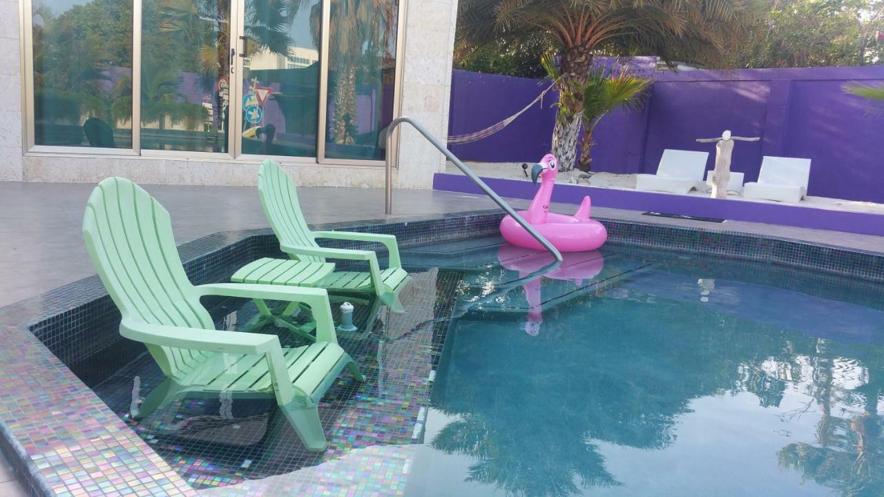 פאלם ביץ' Sandcastle Beach Apartments מראה חיצוני תמונה
